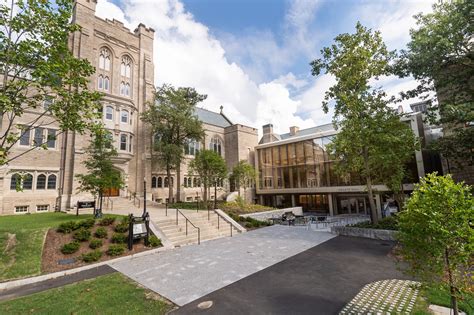 harvard divinity school